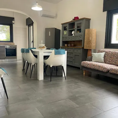 Semesterbostad Riserva Ancelle *